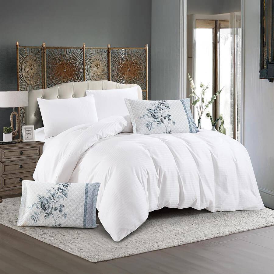 لحاف فندقي مقلم 200 خيط BLACK & PURPLE