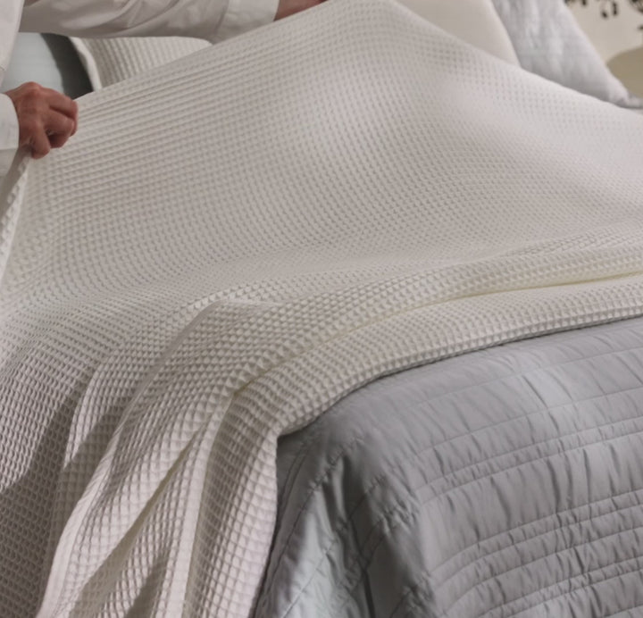 Waffle Bed Blanket - BLACK & PURPLE - Kuwait 