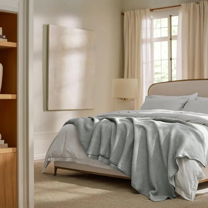 Signature Hemmed - BLACK & PURPLE - Kuwait